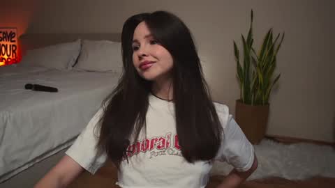 Sima online show from 10.14.25