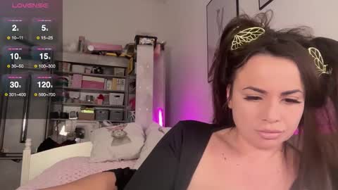 Phoenix online show from 11.15.25