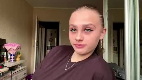 Ele online show from 04.08.26