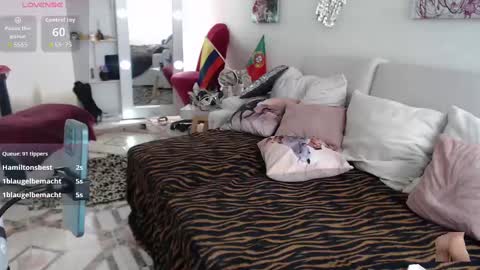 Myrna Sessions online show from 09.14.25