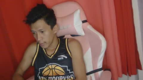 Snapshot of mysterious_man15 chatting on 02.23.25 mysterious_man15 online show from 02.23.25