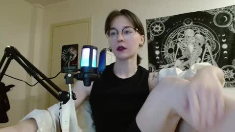 Snapshot of mysterious_toy chatting on 01.13.26 Eve online show from 01.13.26