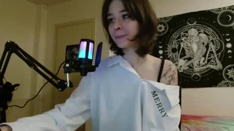 Snapshot of mysterious_toy chatting on 01.14.26 Eve online show from 01.14.26