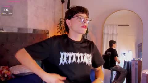 Snapshot of mysterius_boy chatting on 02.11.26 Marcus online show from 02.11.26