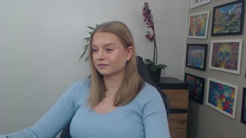 Erica online show from 01.12.26