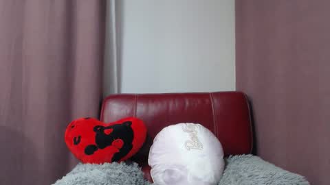 Mystery Girl online show from 11.02.25