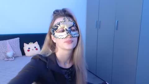 Mystery Girl online show from 03.27.26