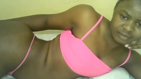 Snapshot of mystic_linna chatting on 06.12.26 mystic_linna online show from 06.12.26