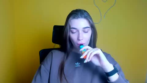 Snapshot of mysticamelia chatting on 07.12.26 Amelia online show from 07.12.26