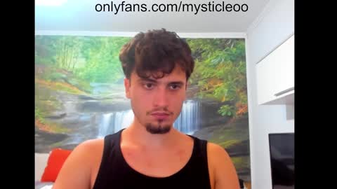 Mystic Leo online show from 12.04.24