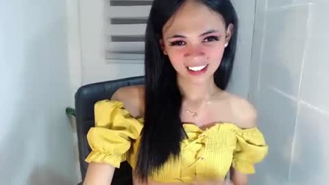 Snapshot of mysticofcum22 chatting on 12.29.24 Krestine online show from 12.29.24