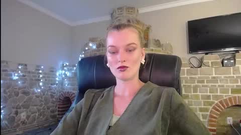 mysticvenus_ online show from 09.16.25