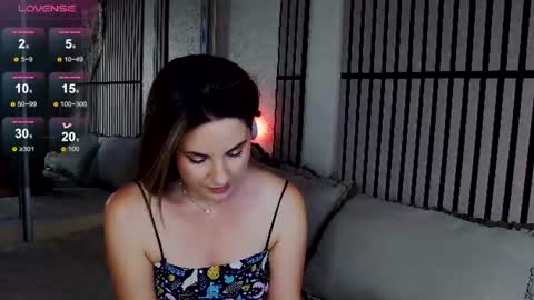 Snapshot of mystique_girl_ chatting on 06.27.26 Angeline online show from 06.27.26