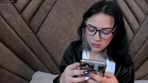 mythicall_girll online show from 11.15.25