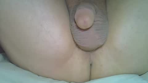 Snapshot of myxiao chatting on 12.07.24 rudisuzzy online show from 12.07.24