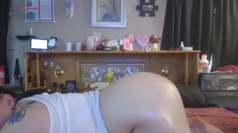 Mzjuicybootay online show from 02.28.25