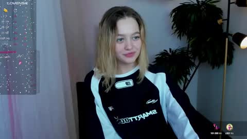 Eva  online show from 01.18.25