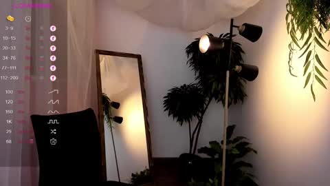 Eva  online show from 03.08.25