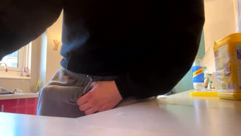 n0facen0case1 online show from 01.04.25