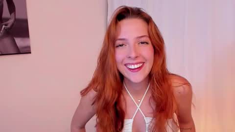 Snapshot of n1rvanamoon chatting on 10.03.25 n1rvanamoon online show from 10.03.25