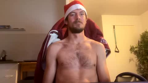 Snapshot of n3mo6 chatting on 12.25.24 N3mo6 online show from 12.25.24