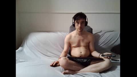 a Ordinary Boy online show from 02.24.26