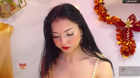 naamah_b online show from 12.20.24