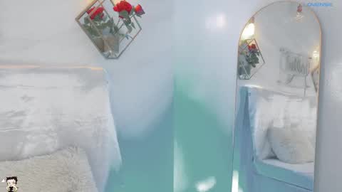 naamah_b online show from 10.07.25