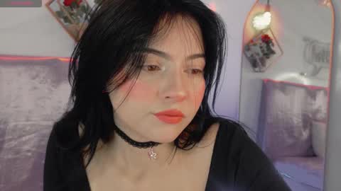 naamah_b online show from 11.25.25