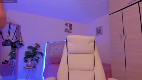 anny online show from 01.07.25