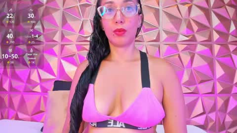 Snapshot of nadiajalil chatting on 05.20.26 nadiajalil online show from 05.20.26