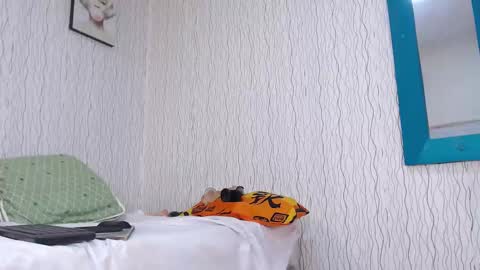 Nadia online show from 02.17.25