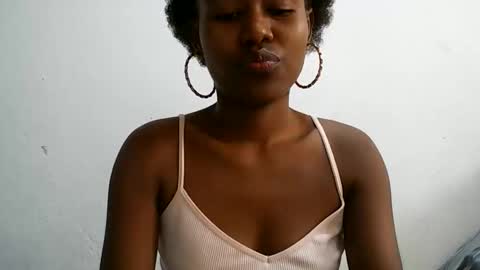 nah296652 online show from 06.06.26