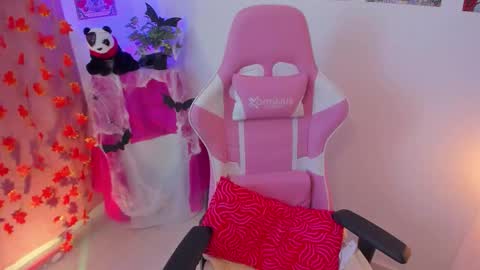 Nahara Soler online show from 10.23.25