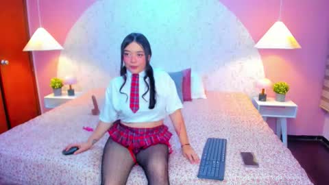  Nahia  online show from 03.19.26