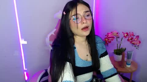  Nahia  online show from 04.07.26