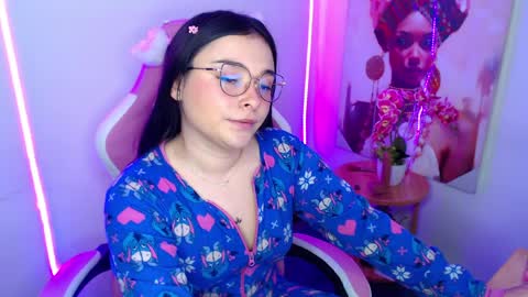  Nahia  online show from 04.10.26