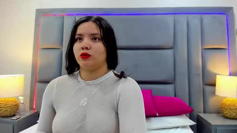 Nahia  online show from 11.13.25