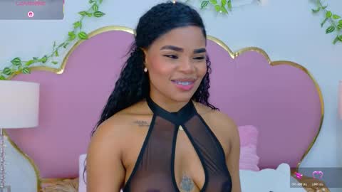 Snapshot of nahiarareina chatting on 11.13.25 NahiaraReina online show from 11.13.25