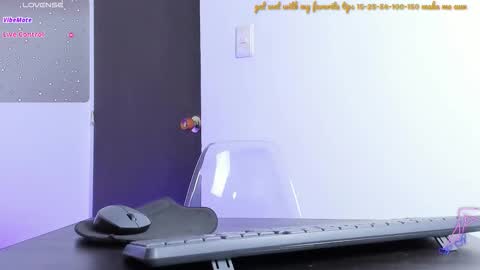 Nahomi  Carol online show from 10.08.25