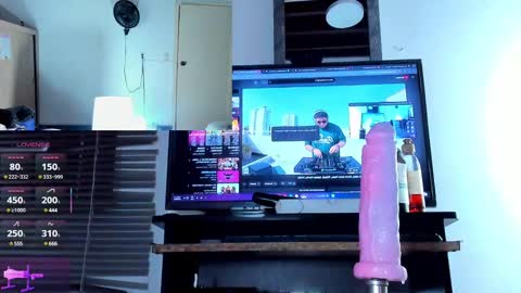   online show from 03.04.25