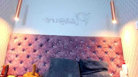 Nahomi online show from 02.27.26