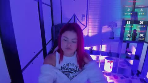 Nahomi online show from 11.04.25