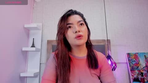 Snapshot of nahomirosse chatting on 11.19.25 SHELBY online show from 11.19.25