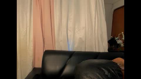 Snapshot of nahomy_hancook chatting on 11.25.25 nahomy_hancook online show from 11.25.25