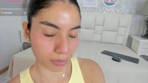 naia_cox online show from 01.10.26