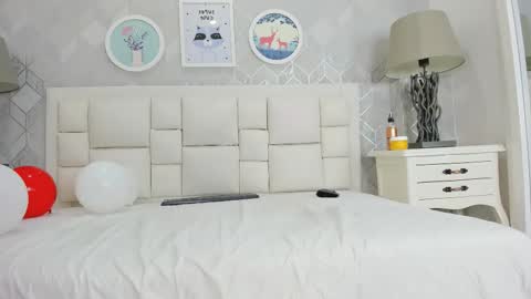 naia_cox online show from 02.15.26