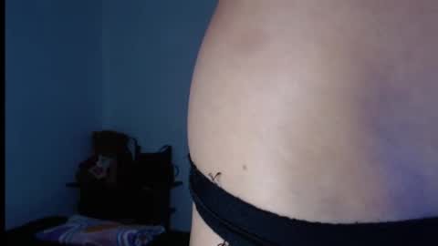 Snapshot of naiakit18 chatting on 03.06.25 naiakit18 online show from 03.06.25