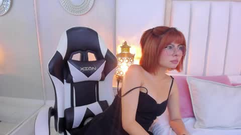 Naia  online show from 04.11.26