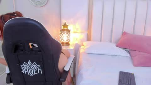 Naia  online show from 04.11.26